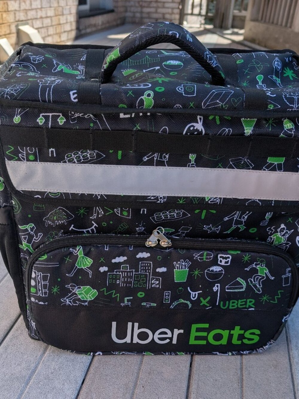 Rare Limited Edition Uber Eats Artist Series Insulated Delivery Backpack Bag